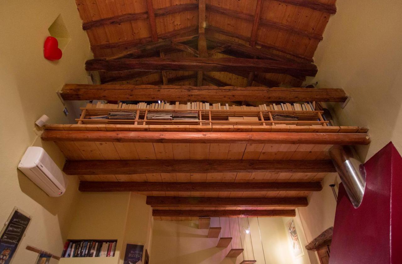 לינה וארוחת בוקר Quartu SantʼElena Casa Isotta מראה חיצוני תמונה